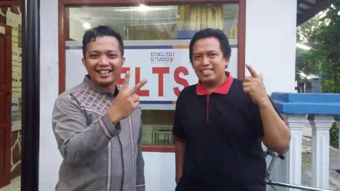 Lembaga Kursus English Studio